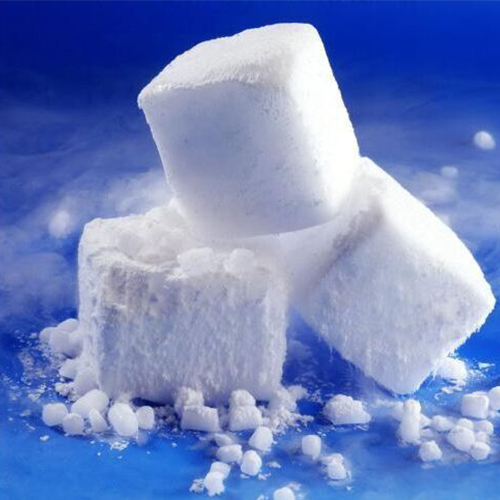 武漢干冰教你怎樣區(qū)分干冰質(zhì)量的好壞